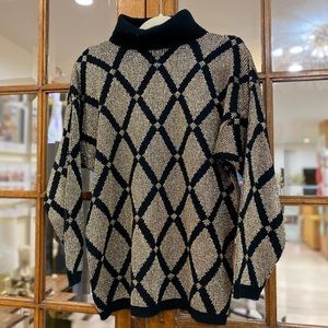 No Tag. Size Small-medium. Turtle neck. Diamond pattern gold and black sweater.